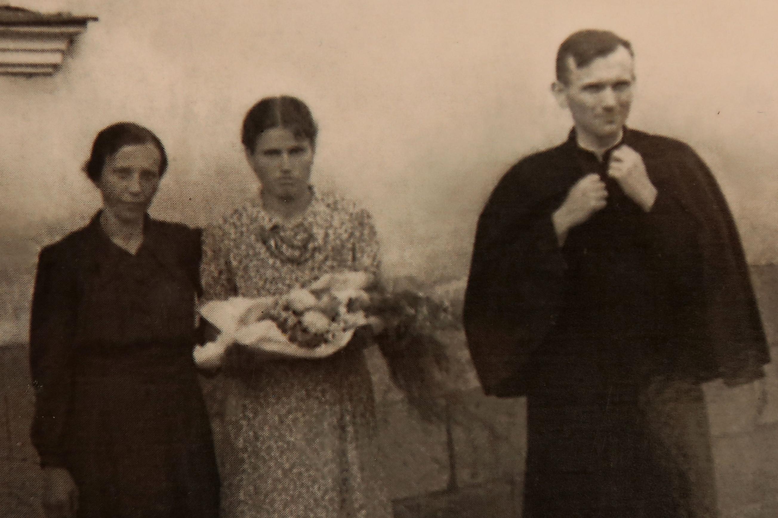 Joven sacerdote