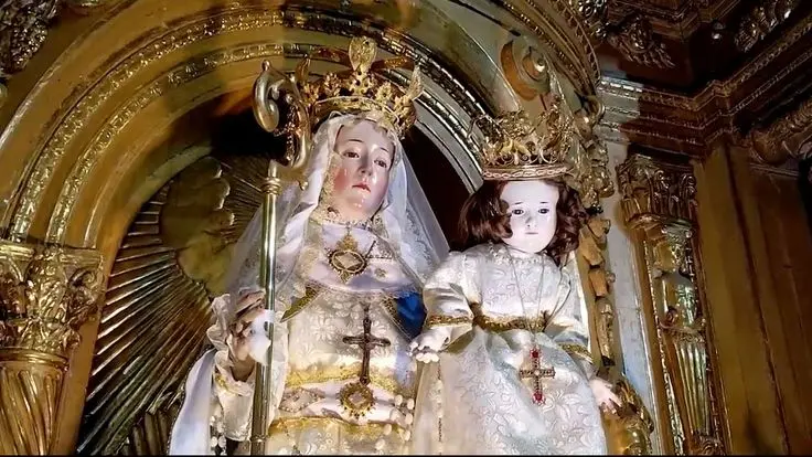 Caminar con María