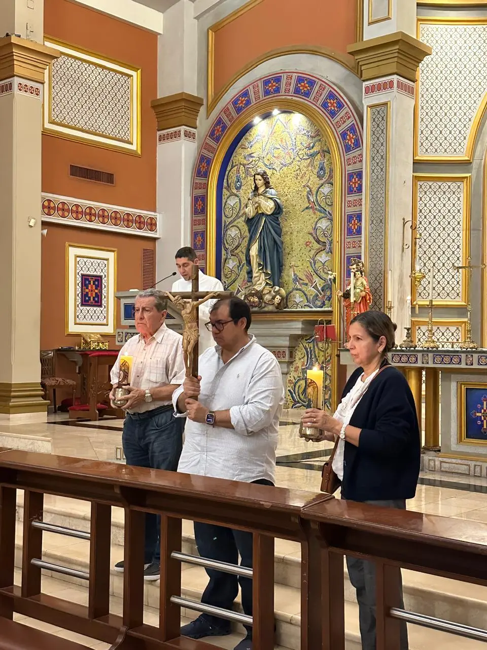 Viernes de Cruz: caminando con Cristo en esta Cuaresma